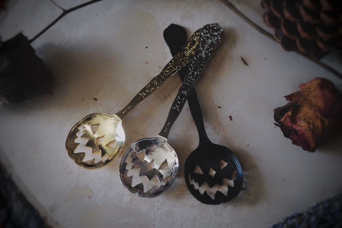 Haunted Hallows Teaspoon